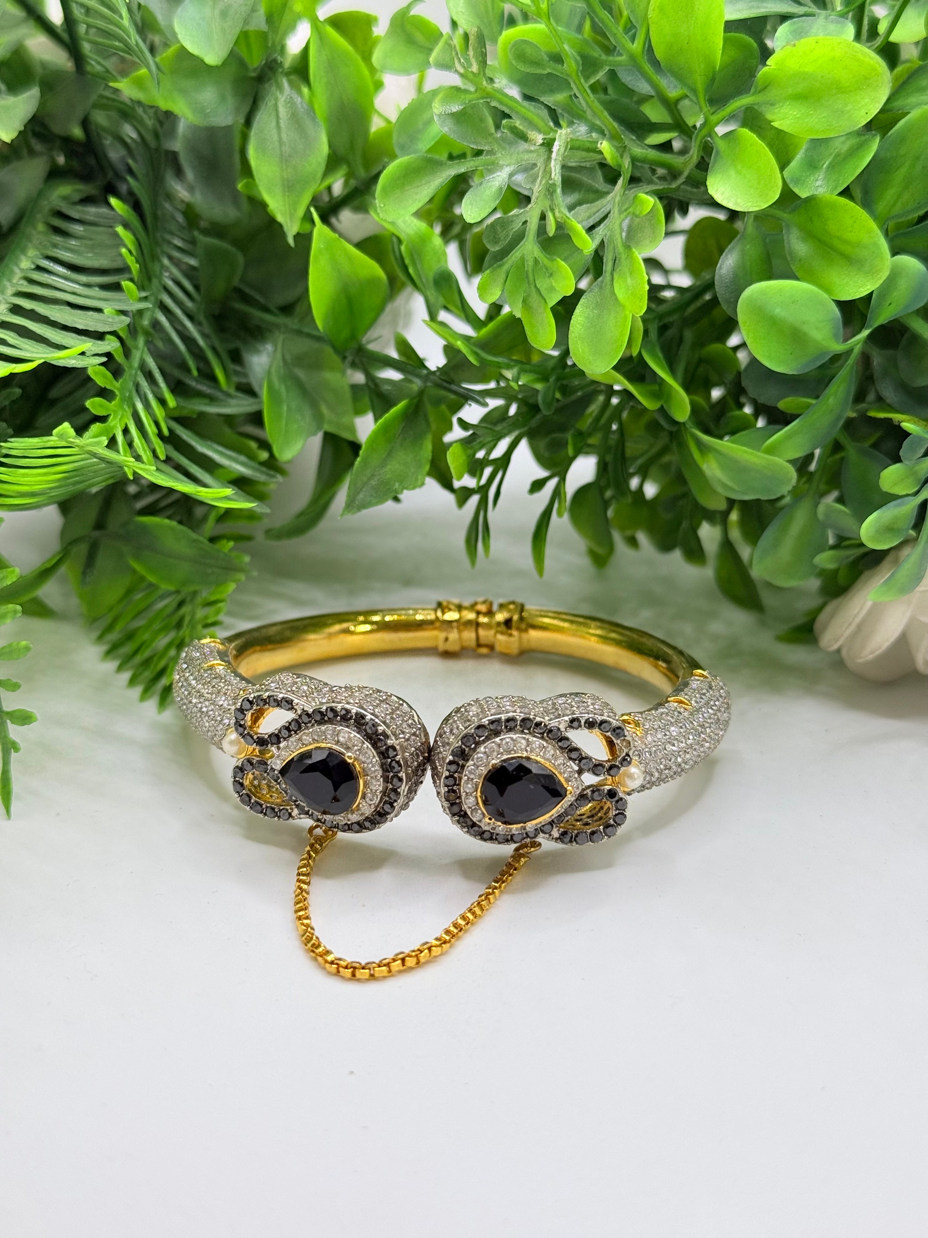 Designer handcuffs