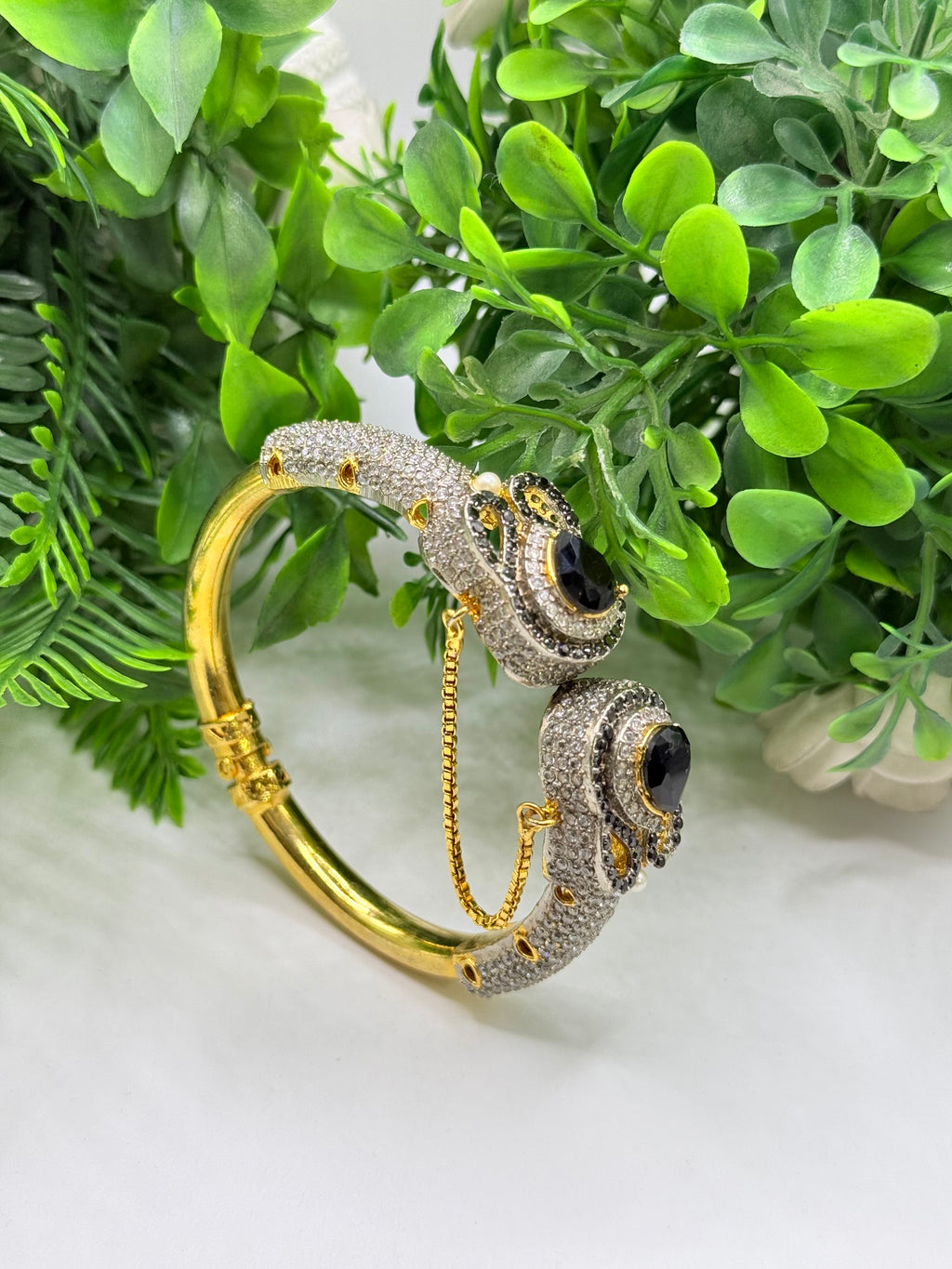 Designer handcuffs